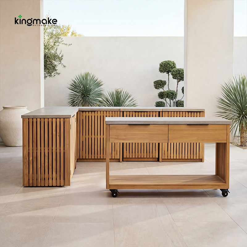 Outdoor Kitchen Layouts for Pools, Rooftops & Resort Bars