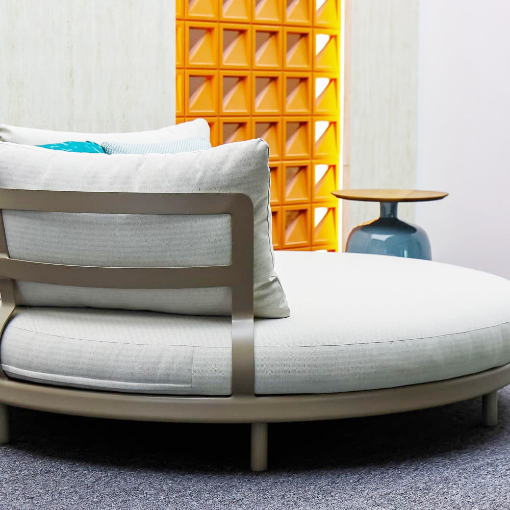 Luxury Resort Style Aluminum Outdoor Daybed KM18017