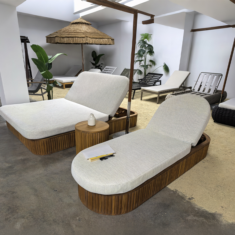 Outdoor Recliners: Elevating Commercial & Hospitality Spaces