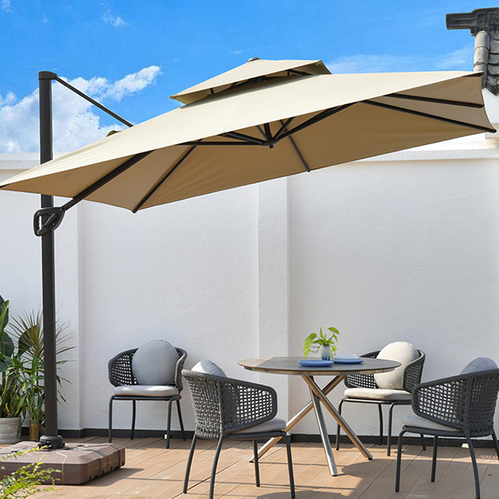 5 Ways to Use Commercial Patio Umbrellas in Restaurants