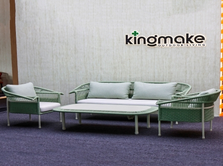 Choosing the Best Outdoor Aluminum Sofa: Durability, Comfort & Style Secrets
