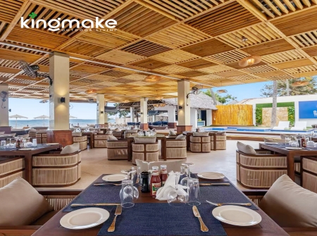 kingmake the ideal partner for grand waves beach house