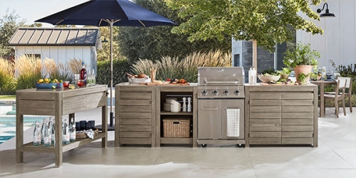 Outdoor Kitchens