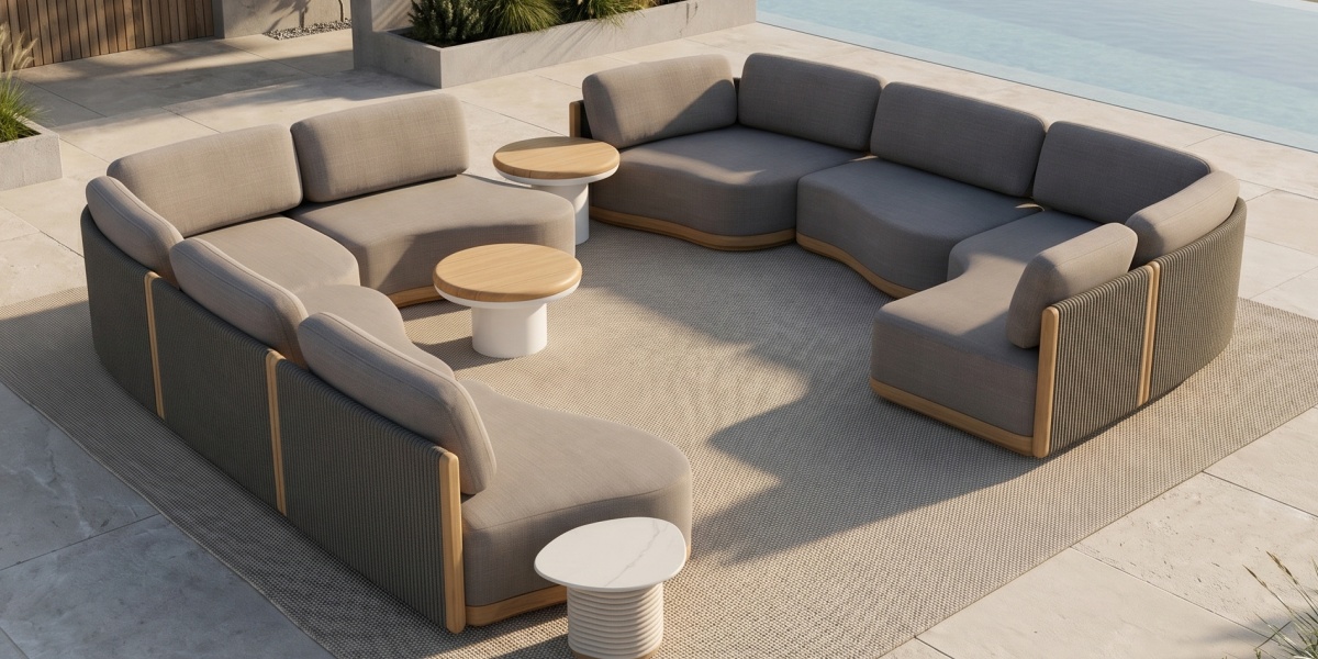 u-shaped-vs-l-shaped-vs-curved-outdoor-sectional-comparison