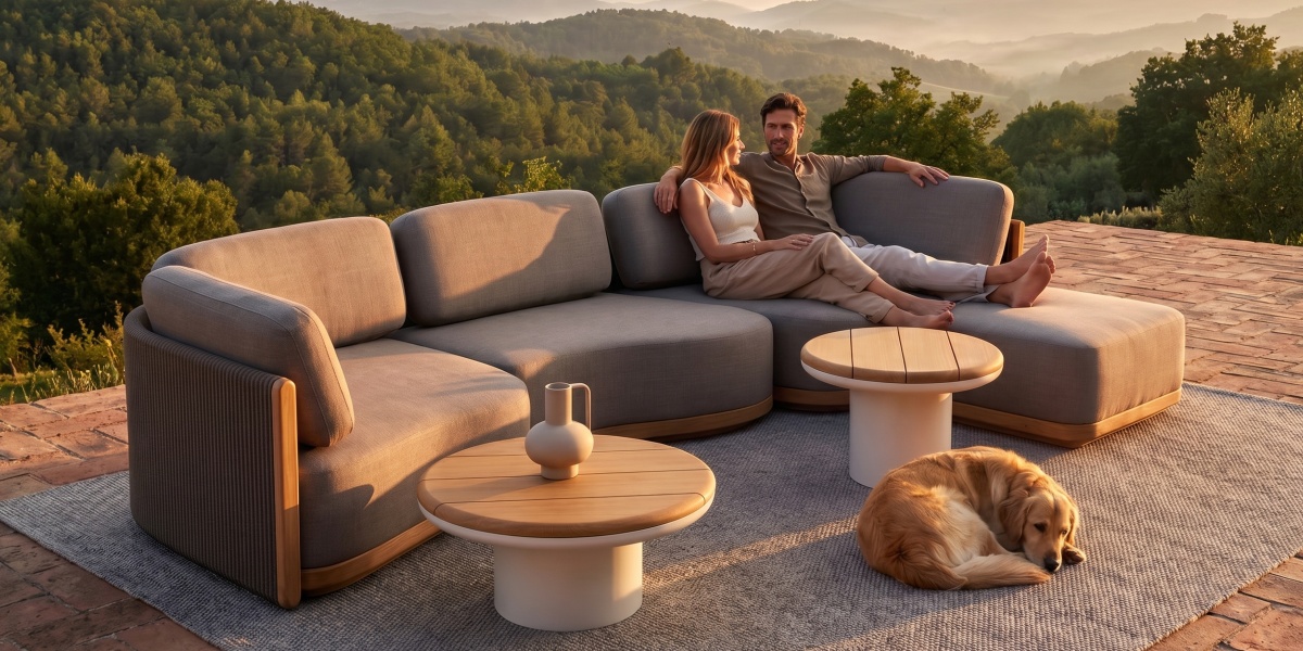 u-shaped-vs-l-shaped-vs-curved-outdoor-sectional