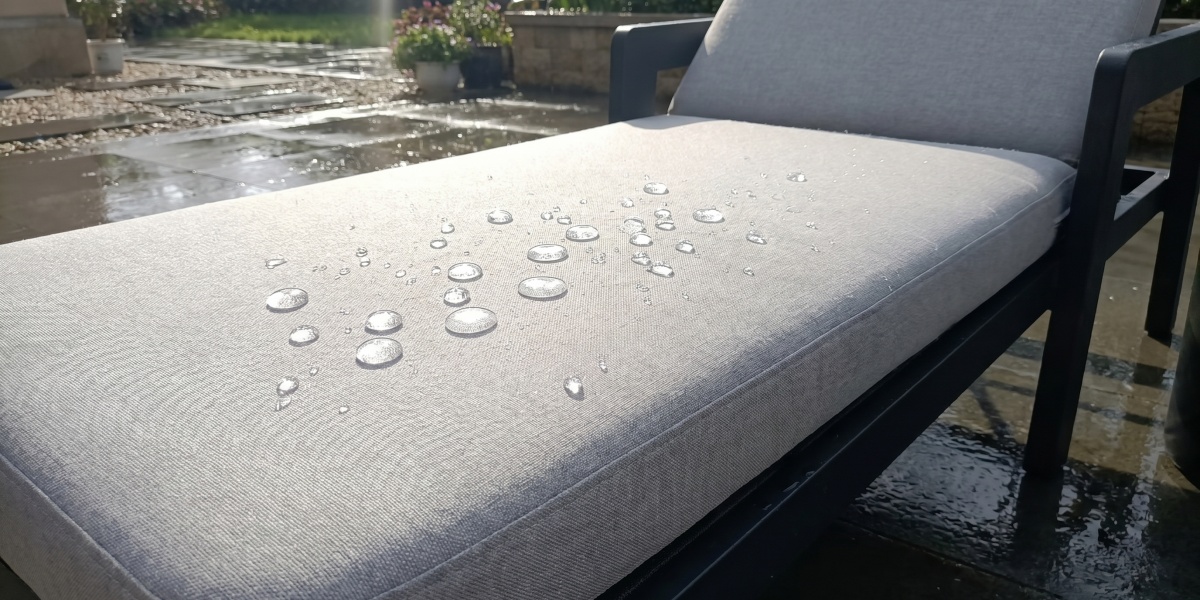 outdoor-sectional-weather-resistance-uv-waterproof-aluminum-frame-test
