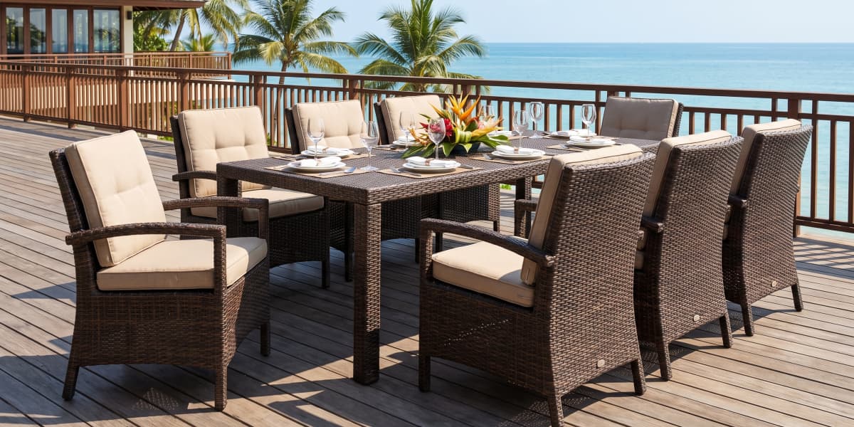 hdpe-patio-furniture-dining-set-restaurant-terrace
